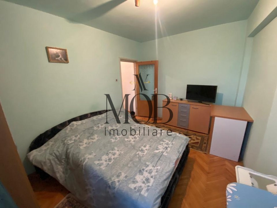 Apartament cu 3 camere decomandate, 2 bai, 2 balcoane, etaj intermediar, Zorilor