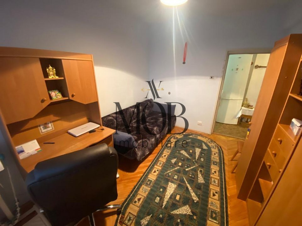 Apartament cu 3 camere decomandate, 2 bai, 2 balcoane, etaj intermediar, Zorilor