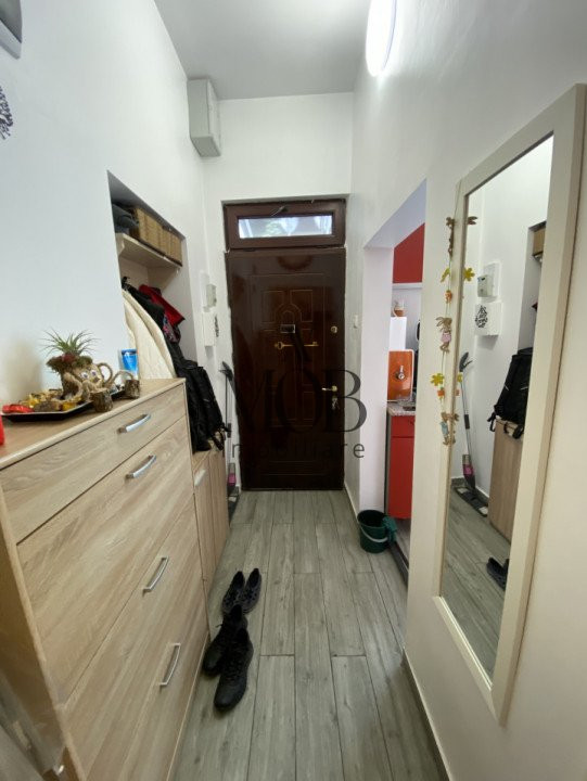 Apartament in VILA, 3 camere, 68 mp, pod, zona Semicentrala