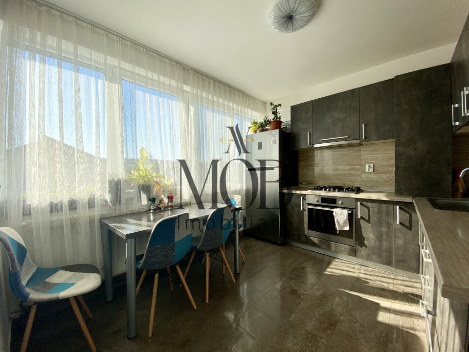 Apartament in vila, 4 camere, 144mp, Zona Cordos