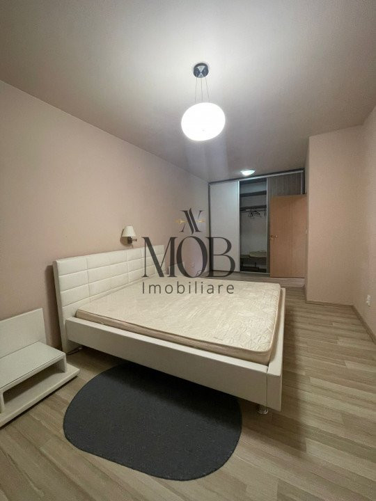 Apartament de 2 camere, 55mp, etaj intermediar, terasa, parcare, zona Petrom