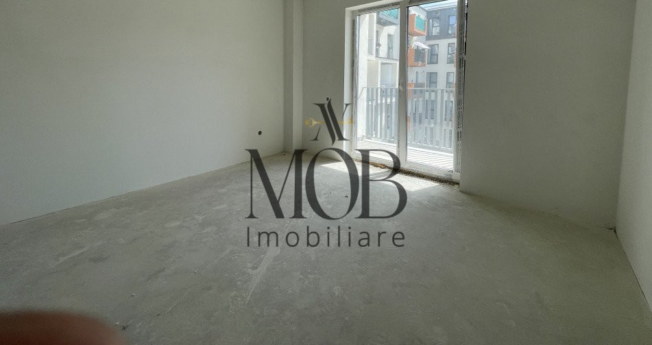 Apartament 2 camere, balcon, etaj intermediar, parcare, zona Eroilor