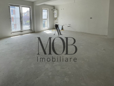 Apartament 2 camere, balcon, etaj intermediar, parcare, zona Eroilor