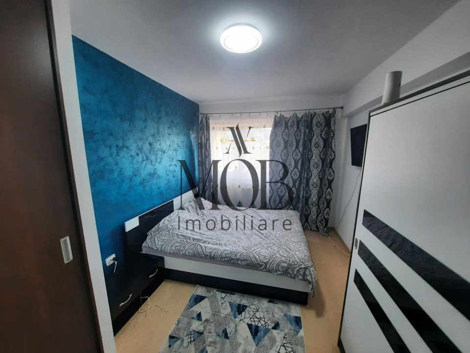 Apartament de 3 camere, 63 mp, parcare, zona strazii Stejarului