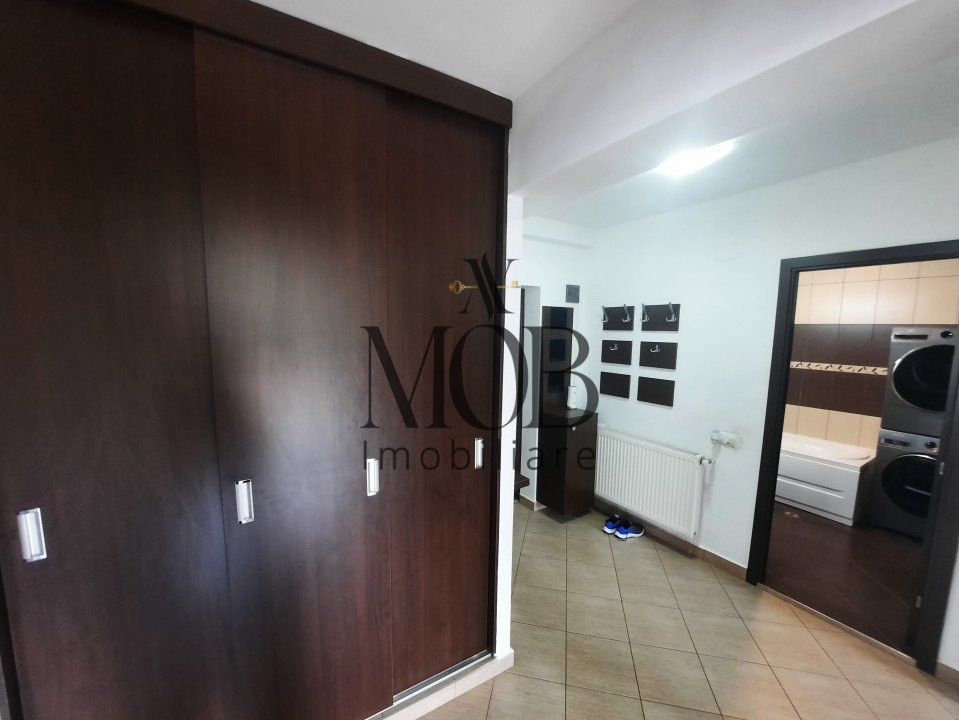 Apartament de 3 camere, 63 mp, parcare, zona strazii Stejarului