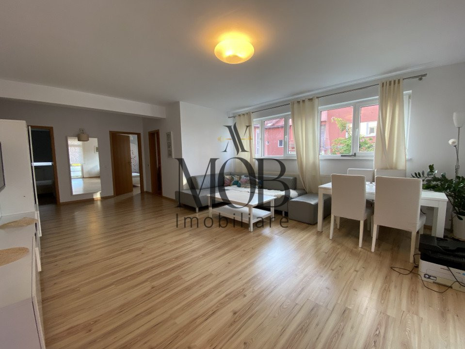 Apartament cu 3 camere, 2 bai, terasa, etaj intermediar, garaj, in Buna Ziua