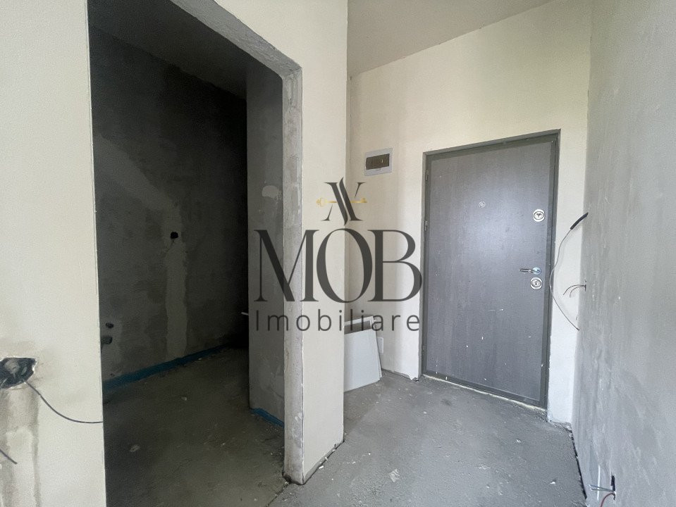 Apartament 2 camere, balcon, etaj intermediar, garaj, Eroilor