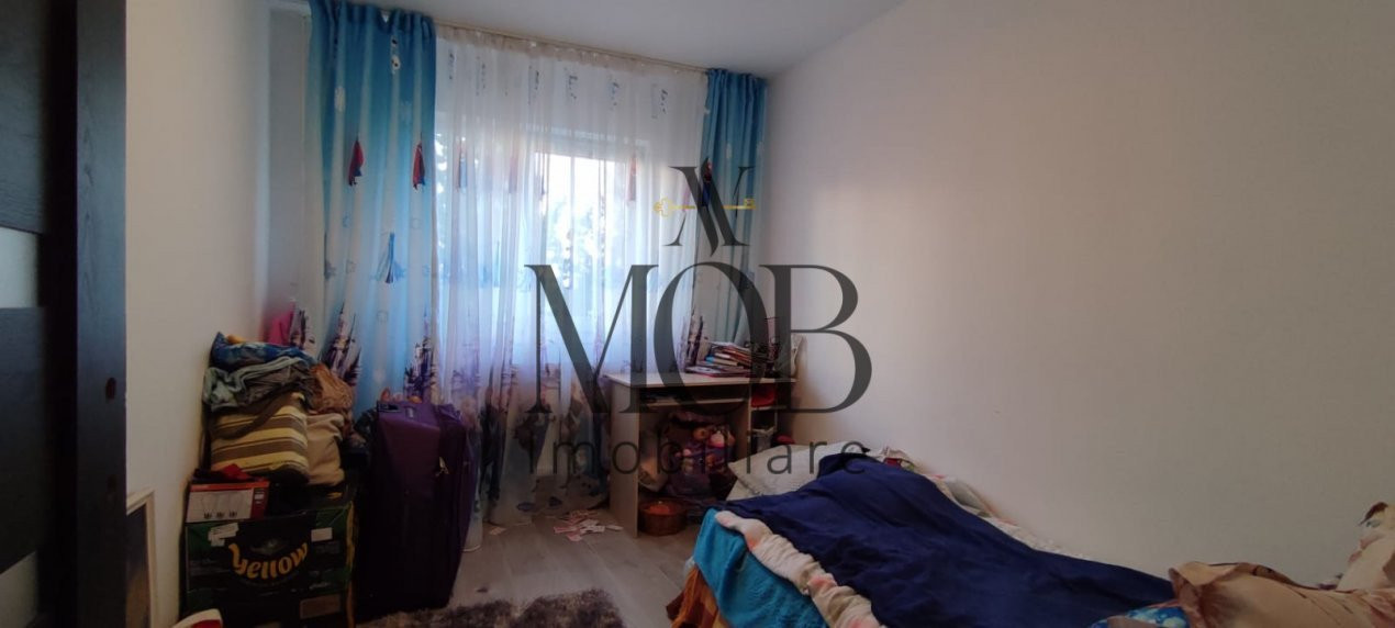 Apartament 3 camere, balcon, Manastur