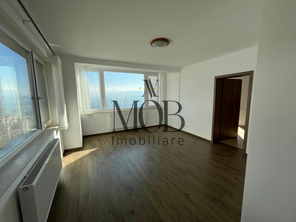 OPORTUNITATE INVESTITIE! Apartament 2 niveluri, 180mp, 5 camere, gradina.