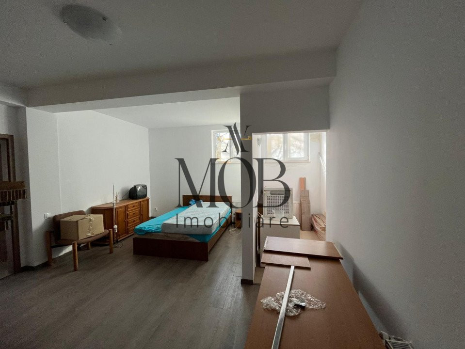 OPORTUNITATE INVESTITIE! Apartament 2 niveluri, 180mp, 5 camere, gradina.