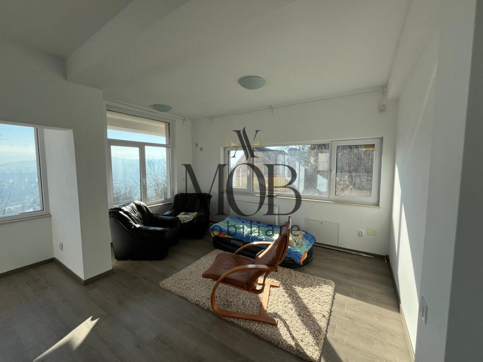 OPORTUNITATE INVESTITIE! Apartament 2 niveluri, 180mp, 5 camere, gradina.