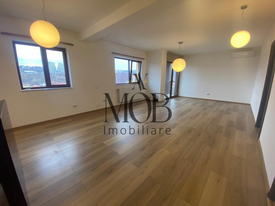 Apartament  3 camere, Zona Campului.