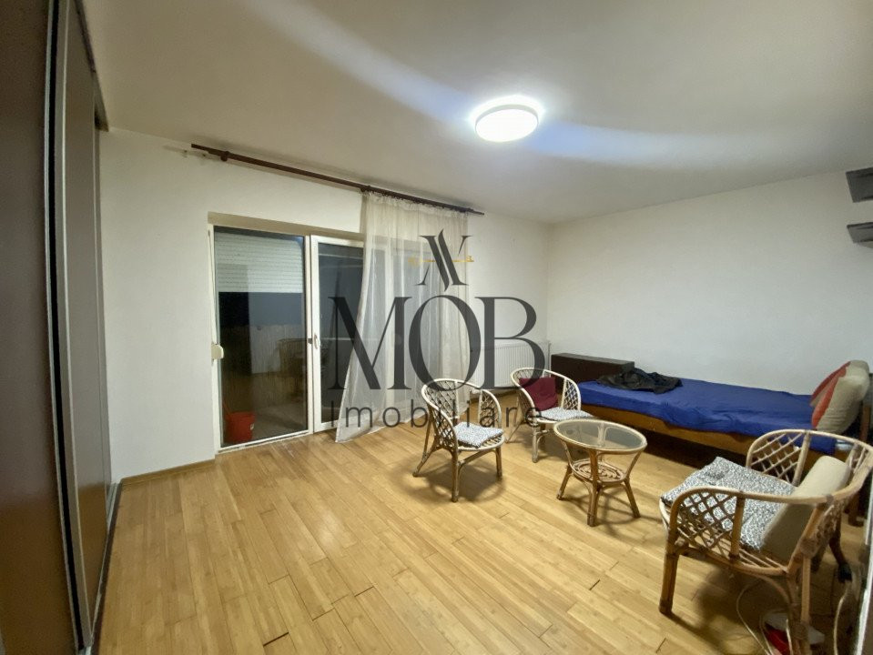 Apartament cu 1 camera, balcon, etaj intermediar, zona Vivo