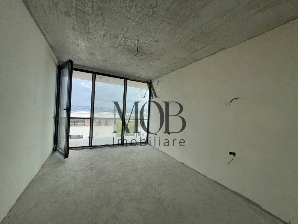 Duplex 5 camere, Europa