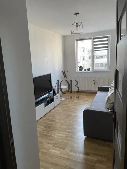 Apartament 3 camere, 2 bai, parcare, zona Iris