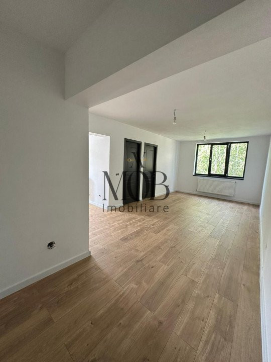 Apartament 3 camere, balcon, Semicentral