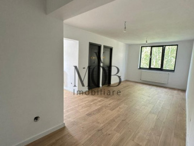 Apartament 3 camere, balcon, Semicentral