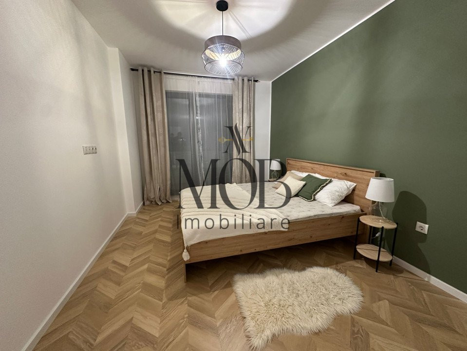 Apartament 2 camere, etaj intermediar, parcare, Eroilor