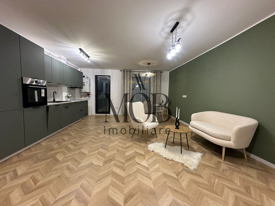 Apartament 2 camere, etaj intermediar, parcare, Eroilor