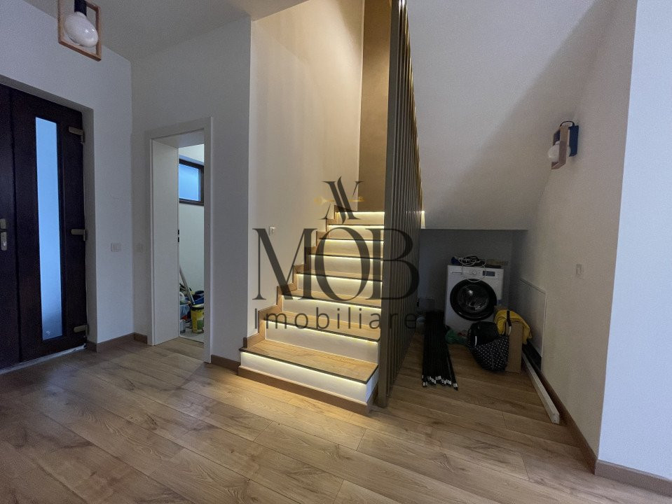 Duplex Exclusivist de 4 camere, teren de 250mp, Floresti