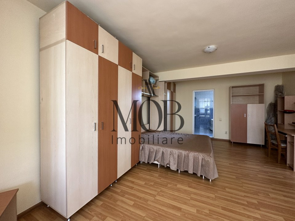 Oportunitate investitie! Casa 5 niveluri, 5 camere, 5 bai, 2 terase, balcon