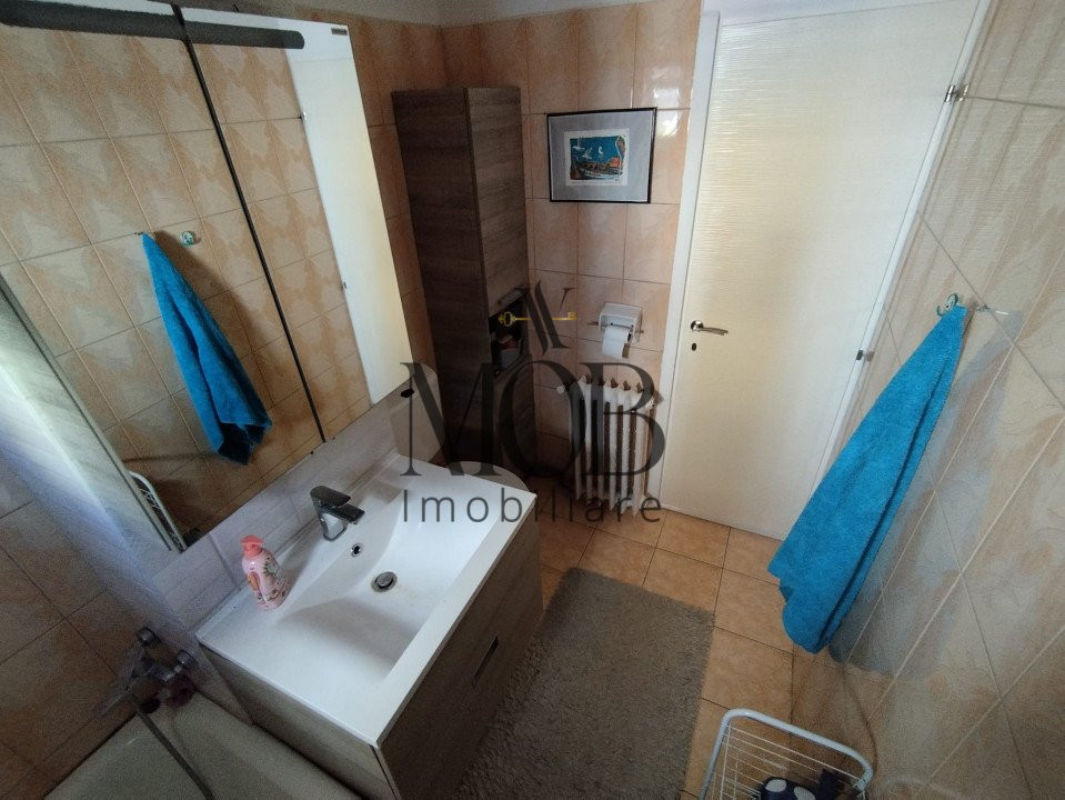 Apartament 3 camere decomandate, 2 bai, 67mp, Manastur