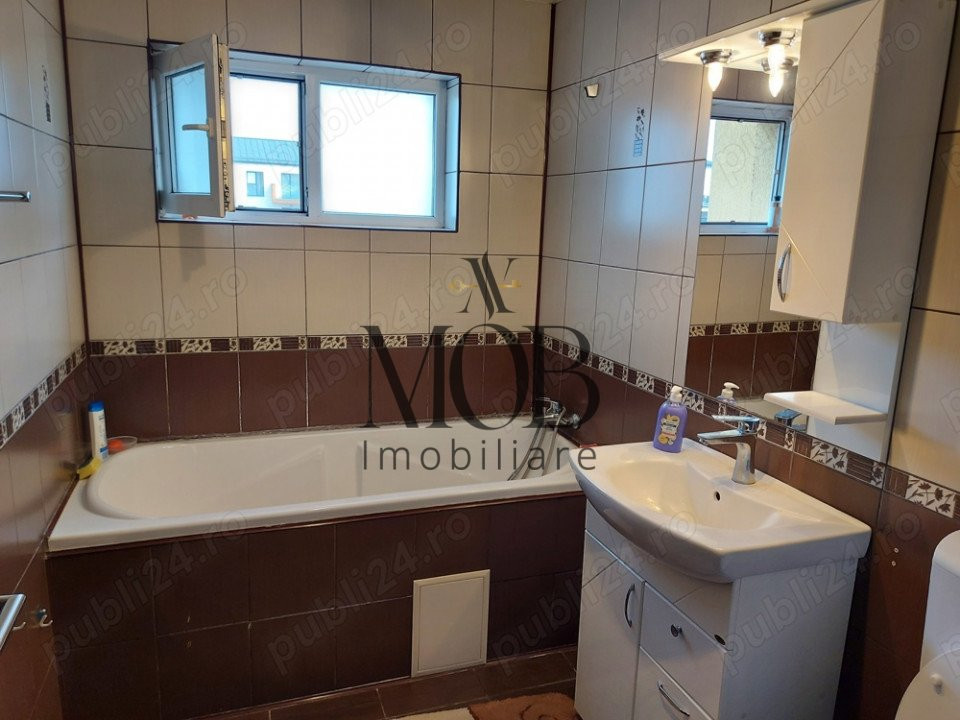 Apartament 3 camere, 65 MP, etaj intermediar, parcare, Teilor