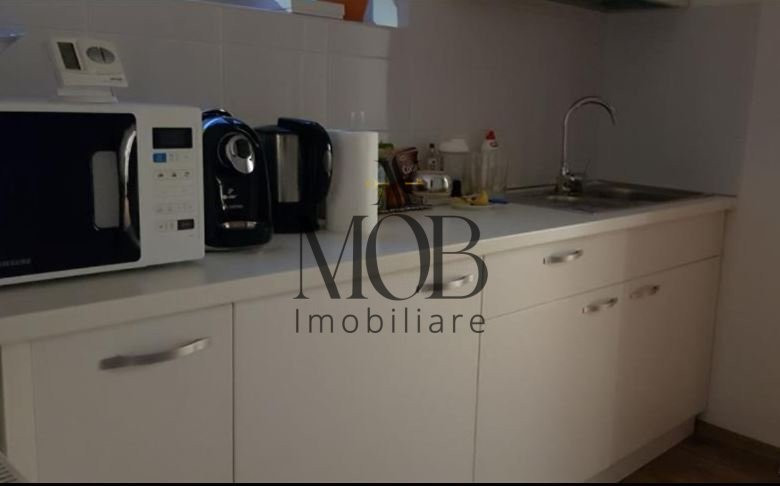 Apartament 6 camere, 2 bai, 145 mp utili, 