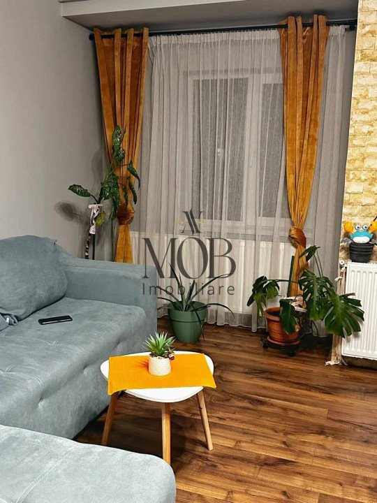 Apartament 3 camere,67 MP, parcare, Teilor