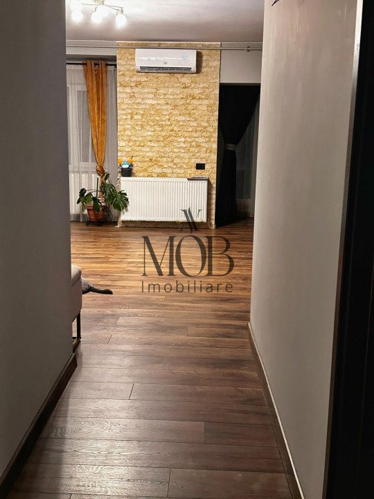 Apartament 3 camere,67 MP, parcare, Teilor