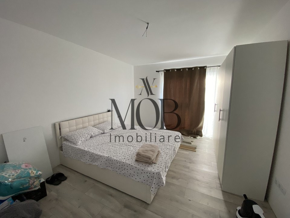 Apartament cu 3 camere, parcare, Tineretului