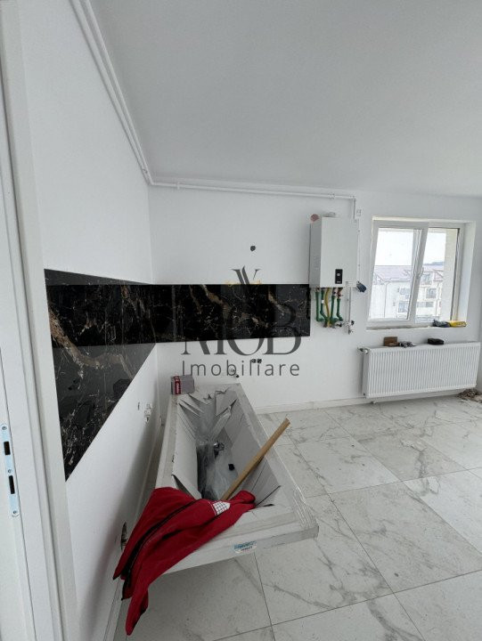 Apartament 3 camere, etaj intermediar, balcon, parcare, Tineretului