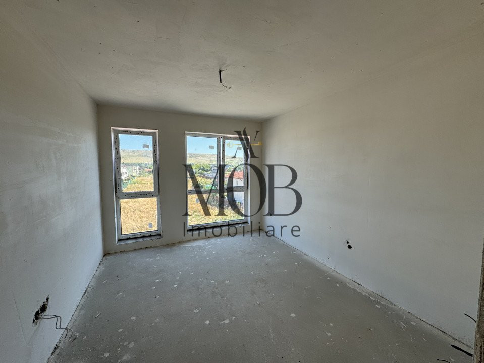 Apartament de 3 camere, 51 mp, semifinisat, zona Terra