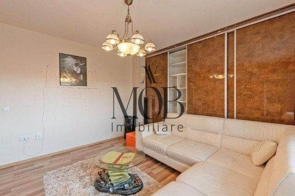 Apartament 3 camere decomandate, balcon, garaj, parcare, Stejarului- Floresti