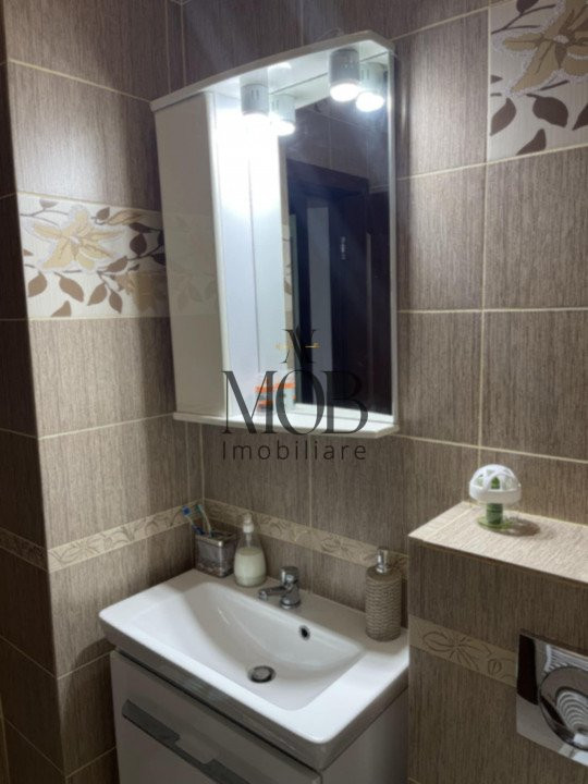 Apartament 3 camere decomandate, balcon, garaj, parcare, Stejarului- Floresti