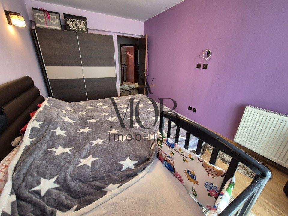 Casa tip duplex cu 5 dormitoare, curte cu gradina, parcare. Zona strazii Iazului