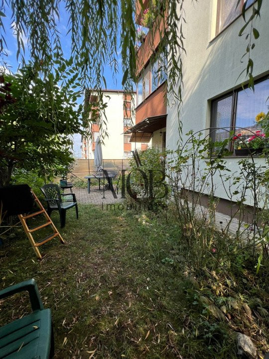 Apartament 3 camere decomandate, balcon, gradina. Zona Eroilor Floresti.