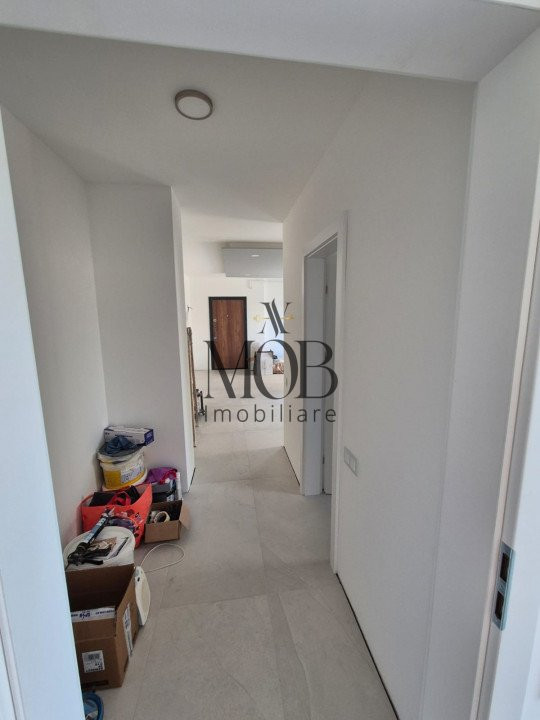 Apartament 2 camere, finisat, nou, parcare si terasa