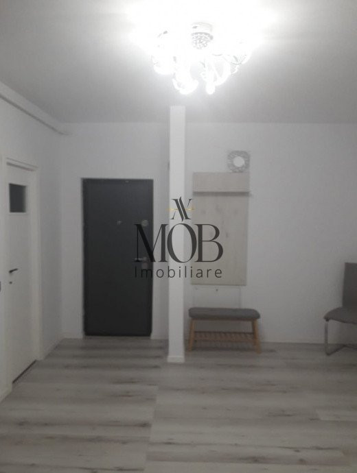 Apartament 3 camere, 61mp, balcon, etaj intermediar, garaj, zona Vivo