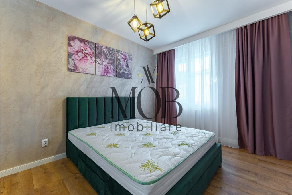 Apartament cu 2 camere, balcon, garaj, Sesul de Sus