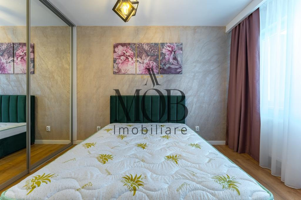 Apartament cu 2 camere, balcon, garaj, Sesul de Sus