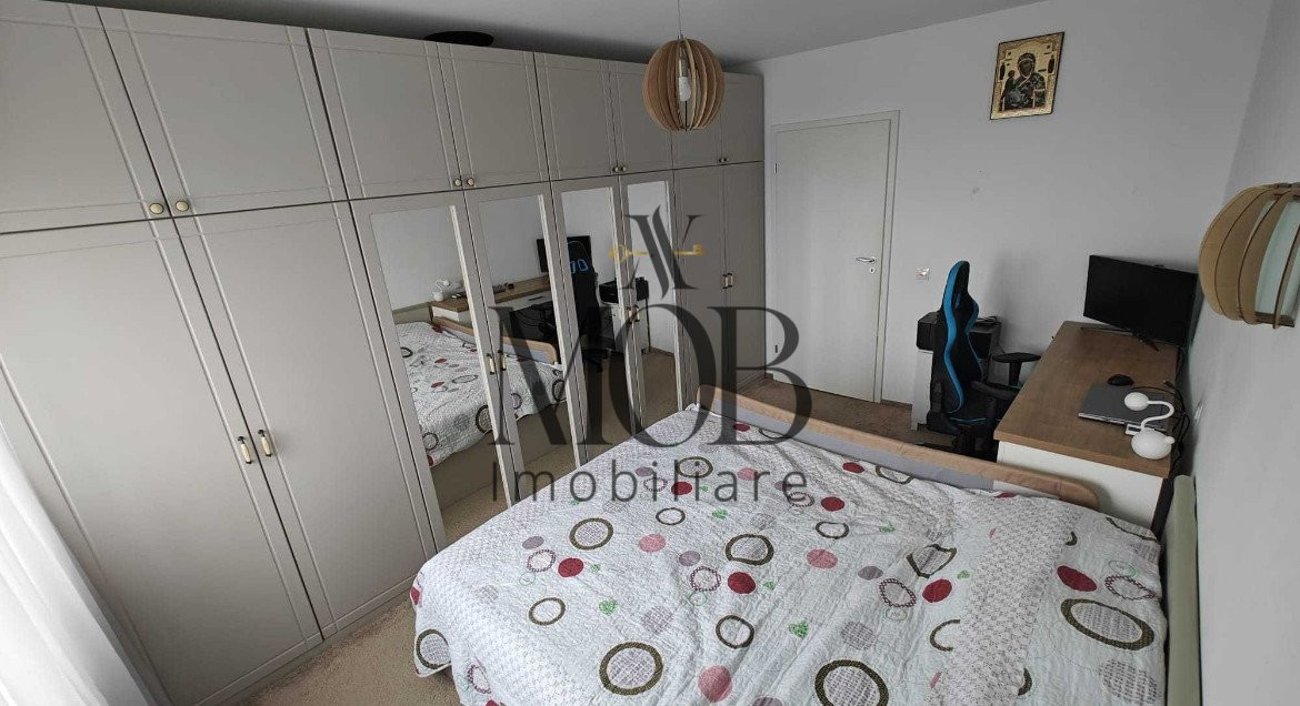 Apartament 3 camere, 2 bai, balcon, etaj intermediar, parcare, Europa