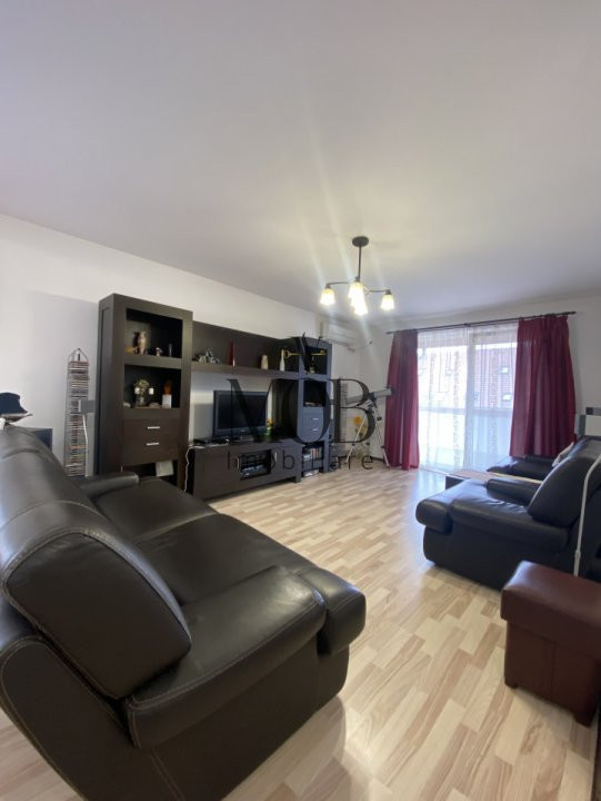 Apartament 3 camere, 2 bai, 88mp utili, terasa 30mp, parcare, zona Porii