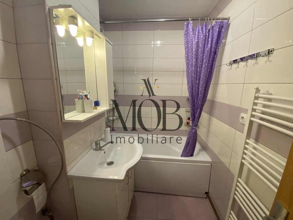 Apartament 3 camere decomandate, etaj intermediar, boxa, Manastur