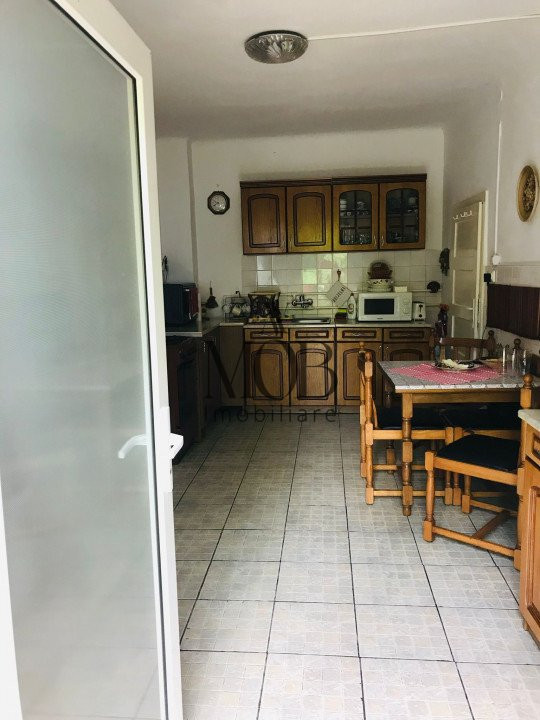 Apartament 2 camere, terasa, zona semicentrala